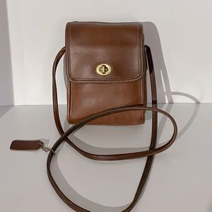 Vintage Coach Scooter in British Tan